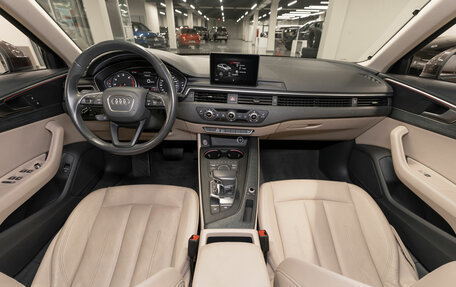 Audi A4, 2017 год, 2 560 000 рублей, 8 фотография