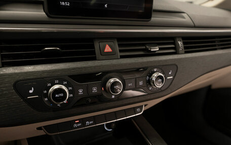 Audi A4, 2017 год, 2 560 000 рублей, 17 фотография