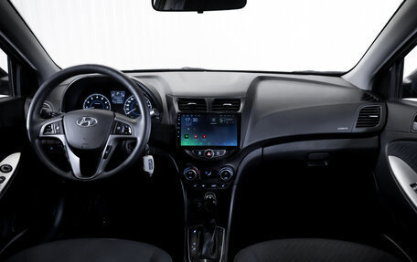 Hyundai Solaris II рестайлинг, 2016 год, 1 065 900 рублей, 13 фотография