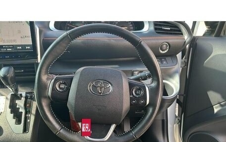 Toyota Sienta II, 2020 год, 1 080 001 рублей, 12 фотография