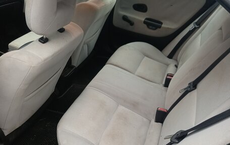 Mitsubishi Carisma I, 2002 год, 310 000 рублей, 7 фотография