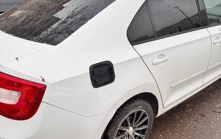 Skoda Rapid I, 2015 год, 850 000 рублей, 3 фотография