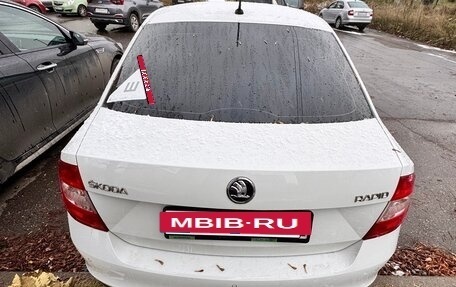 Skoda Rapid I, 2015 год, 850 000 рублей, 2 фотография