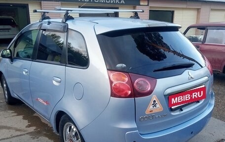 Mitsubishi Colt VI рестайлинг, 2004 год, 380 000 рублей, 4 фотография