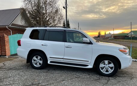 Toyota Land Cruiser 200, 2014 год, 4 700 000 рублей, 7 фотография