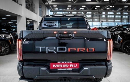 Toyota Tundra, 2024 год, 9 899 999 рублей, 6 фотография