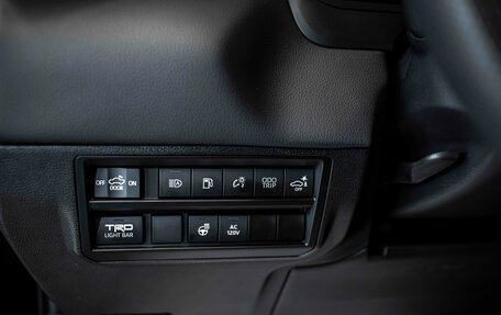 Toyota Tundra, 2024 год, 9 899 999 рублей, 11 фотография