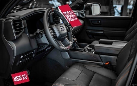 Toyota Tundra, 2024 год, 9 899 999 рублей, 13 фотография