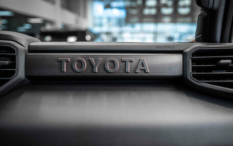 Toyota Tundra, 2024 год, 9 899 999 рублей, 25 фотография