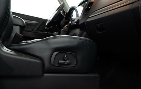 Mitsubishi Pajero IV, 2013 год, 1 949 097 рублей, 17 фотография