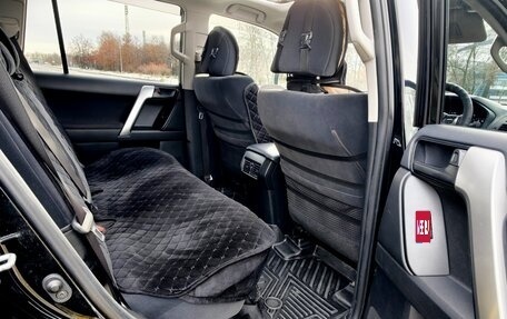 Toyota Land Cruiser Prado 150 рестайлинг 2, 2022 год, 4 550 000 рублей, 10 фотография