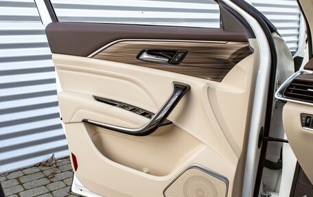 FAW Bestune T77, 2024 год, 2 095 000 рублей, 12 фотография