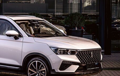 FAW Bestune T77, 2024 год, 2 095 000 рублей, 7 фотография