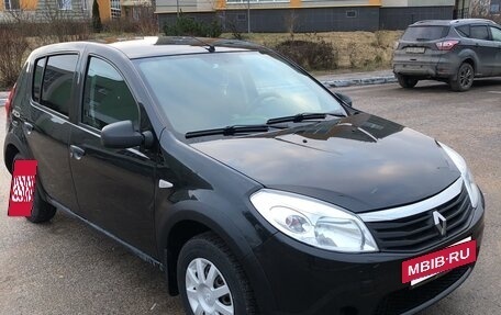 Renault Sandero I, 2013 год, 550 000 рублей, 3 фотография