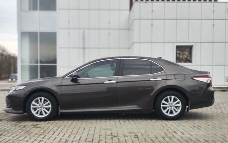 Toyota Camry, 2018 год, 2 950 000 рублей, 3 фотография