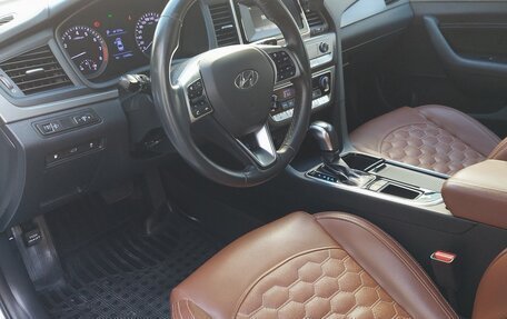 Hyundai Sonata VII, 2019 год, 1 350 000 рублей, 7 фотография