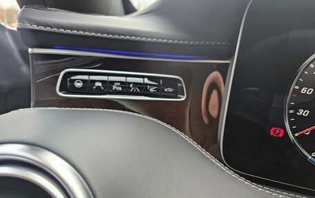 Mercedes-Benz S-Класс AMG, 2019 год, 13 000 000 рублей, 9 фотография