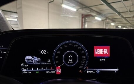 Cadillac Escalade V, 2022 год, 10 899 999 рублей, 9 фотография