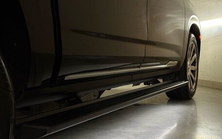 Cadillac Escalade V, 2022 год, 10 899 999 рублей, 14 фотография