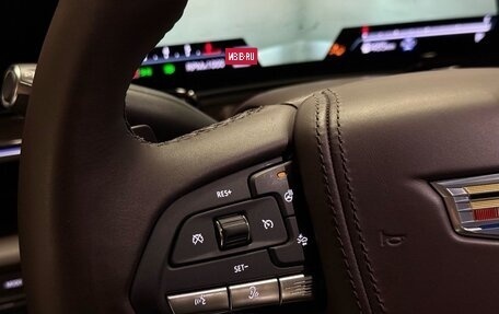 Cadillac Escalade V, 2022 год, 10 899 999 рублей, 21 фотография