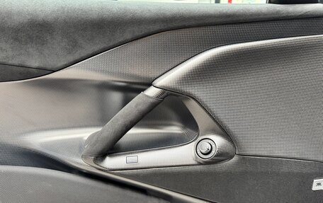 Ferrari 812, 2022 год, 200 000 000 рублей, 23 фотография