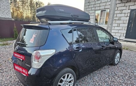 Toyota Verso I, 2010 год, 950 000 рублей, 9 фотография