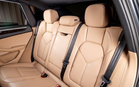 Porsche Macan I рестайлинг, 2024 год, 9 773 918 рублей, 26 фотография