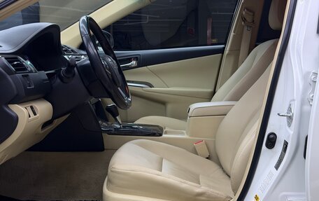 Toyota Camry, 2015 год, 2 100 000 рублей, 16 фотография