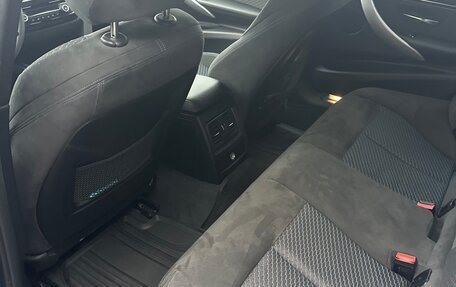 BMW 3 серия, 2018 год, 2 800 000 рублей, 11 фотография