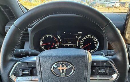 Toyota Land Cruiser, 2024 год, 13 900 000 рублей, 16 фотография