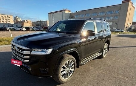 Toyota Land Cruiser, 2024 год, 13 900 000 рублей, 10 фотография