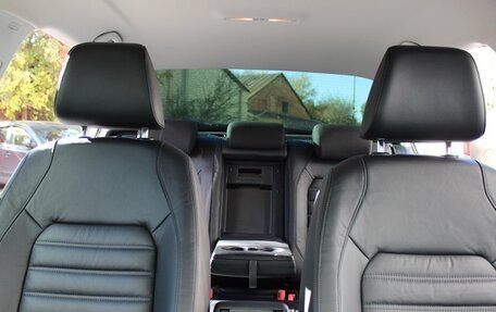 Volkswagen Jetta VI, 2016 год, 1 400 000 рублей, 18 фотография