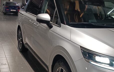 KIA Carnival, 2022 год, 4 000 000 рублей, 2 фотография