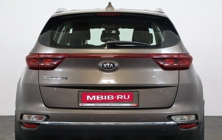 KIA Sportage IV рестайлинг, 2020 год, 1 899 000 рублей, 5 фотография