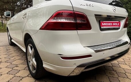 Mercedes-Benz M-Класс, 2013 год, 2 600 000 рублей, 3 фотография