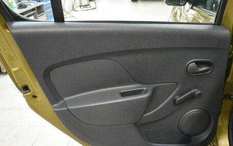 Renault Sandero II рестайлинг, 2017 год, 899 000 рублей, 11 фотография