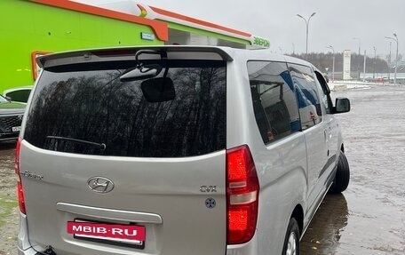 Hyundai Grand Starex Grand Starex I рестайлинг 2, 2009 год, 1 540 000 рублей, 10 фотография