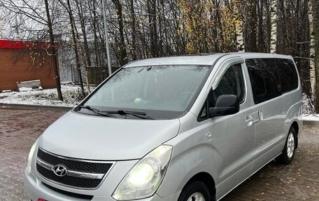 Hyundai Grand Starex Grand Starex I рестайлинг 2, 2009 год, 1 540 000 рублей, 3 фотография