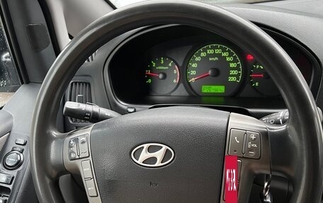 Hyundai Grand Starex Grand Starex I рестайлинг 2, 2009 год, 1 540 000 рублей, 23 фотография