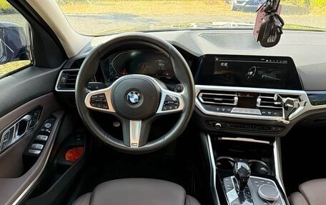 BMW 3 серия, 2022 год, 3 190 000 рублей, 9 фотография