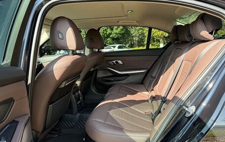 BMW 3 серия, 2022 год, 3 190 000 рублей, 13 фотография