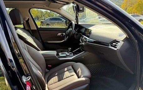 BMW 3 серия, 2022 год, 3 190 000 рублей, 11 фотография