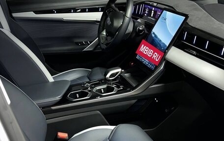 Geely Atlas, 2024 год, 3 350 000 рублей, 22 фотография