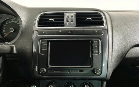 Volkswagen Polo VI (EU Market), 2020 год, 1 250 000 рублей, 13 фотография