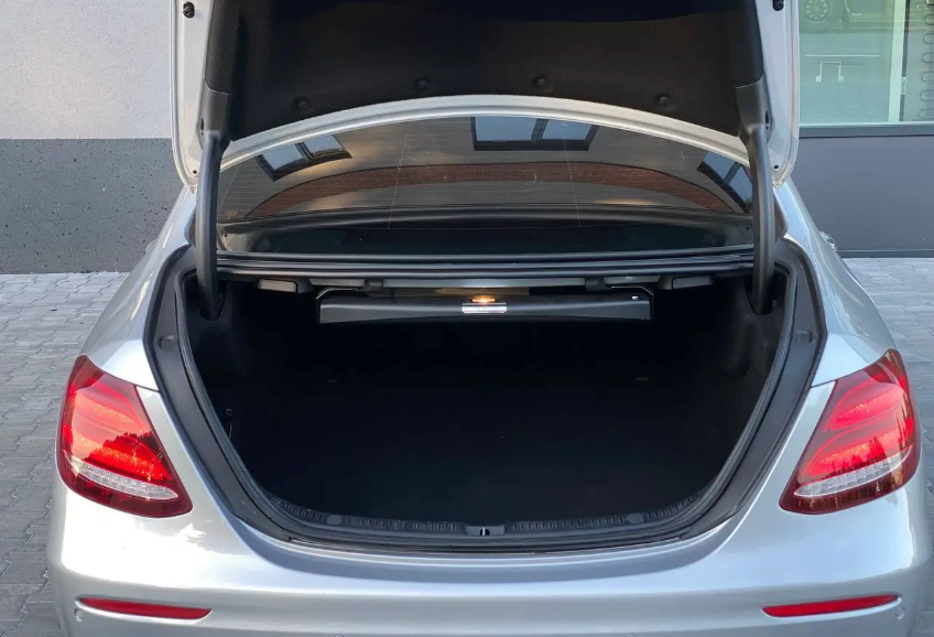 Mercedes-Benz E-Класс W213, 2018 год, 1 760 000 рублей, 13 фотография