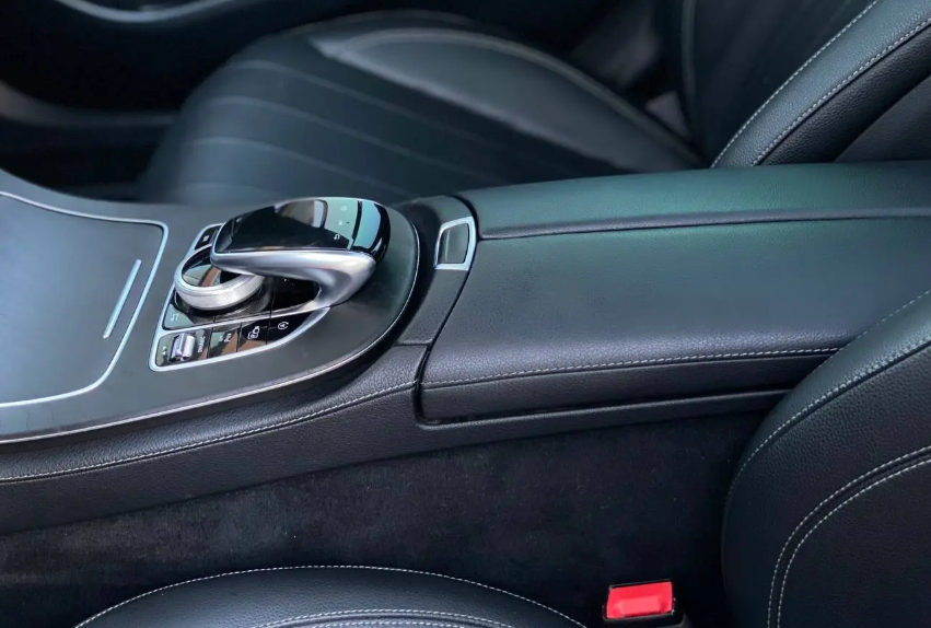 Mercedes-Benz E-Класс W213, 2018 год, 1 760 000 рублей, 24 фотография