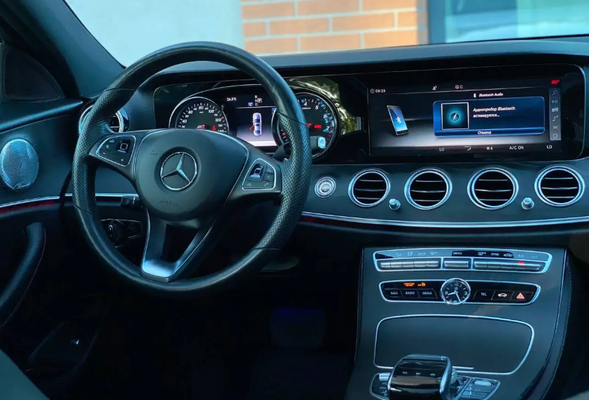 Mercedes-Benz E-Класс W213, 2018 год, 1 760 000 рублей, 20 фотография