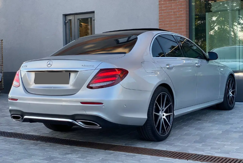 Mercedes-Benz E-Класс W213, 2018 год, 1 760 000 рублей, 15 фотография