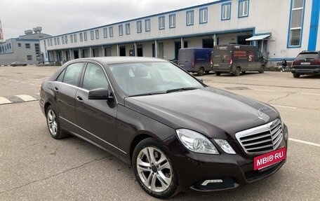 Mercedes-Benz E-Класс, 2009 год, 1 790 000 рублей, 4 фотография