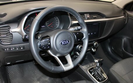 KIA Rio IV, 2021 год, 1 597 000 рублей, 9 фотография